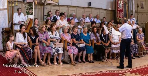 Timp și spațiu. Corul Bisericii Ortodoxe din Macea Aradului la 130 de ani – prof. Florica R. Cândea